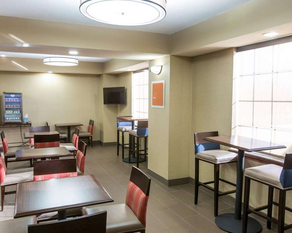 Comfort Suites Idabel - photo 34