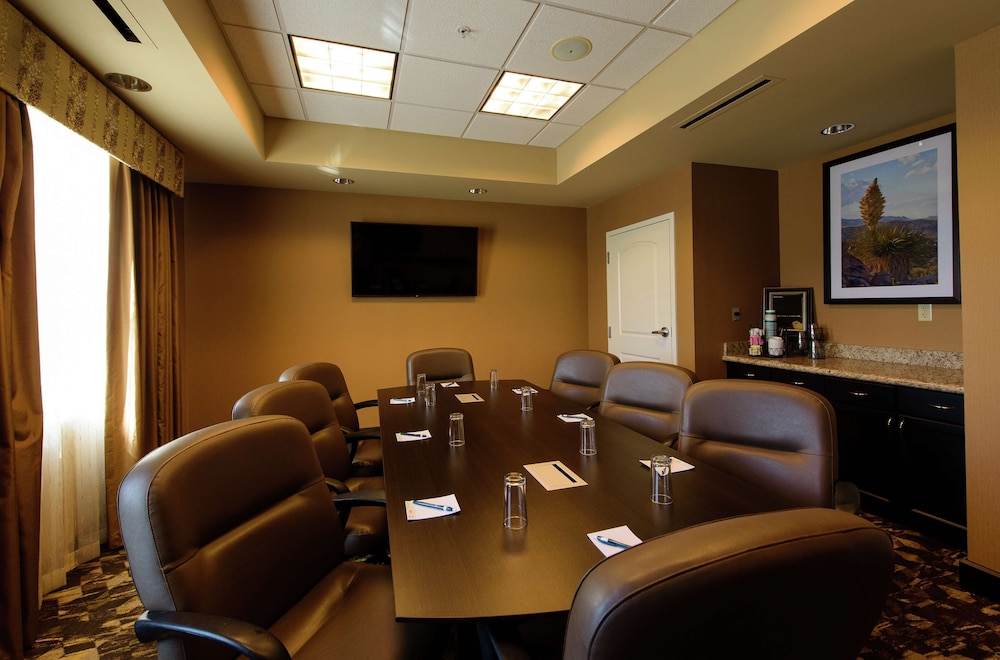Homewood Suites by Hilton Phoenix Chandler Fashion Center - photo 32