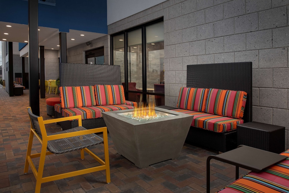 Home2 Suites by Hilton Kenner New Orleans Airport - photo 32