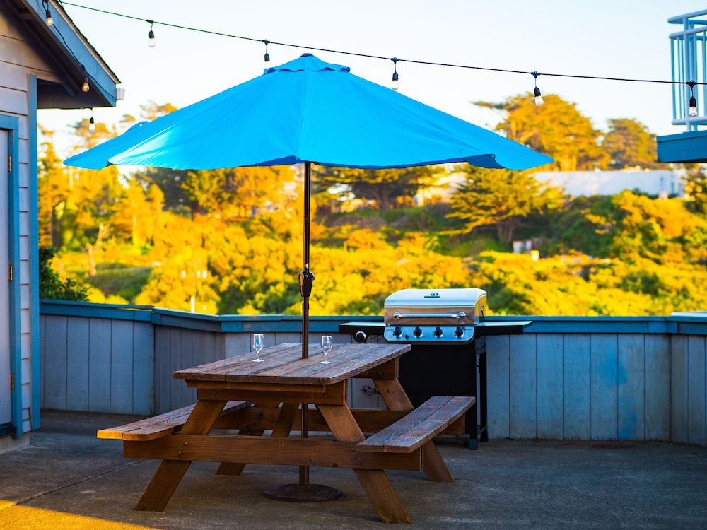 The Beach House Inn - photo 42