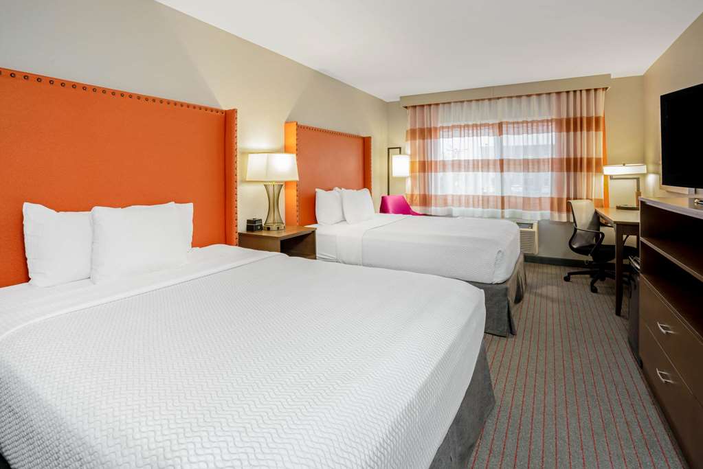 La Quinta Inn & Suites by Wyndham Seattle Federal Way - photo 14