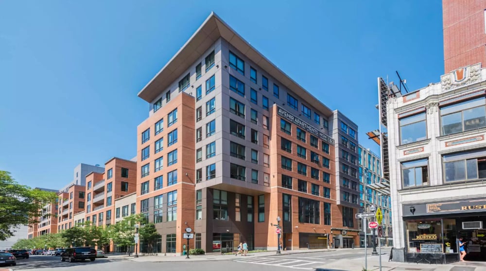 Global Luxury Suites At Boston Garden - featured photo