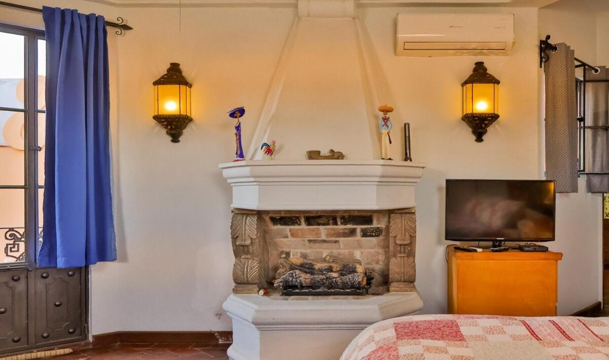 Live in the historical downtown — 4-Star Luxury Hotel in San Miguel De Allende, Mexico