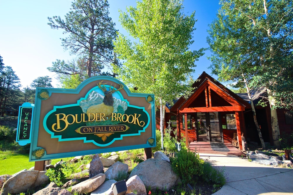 Boulder Brook on Fall River - carbon neutral hotel in Estes Park