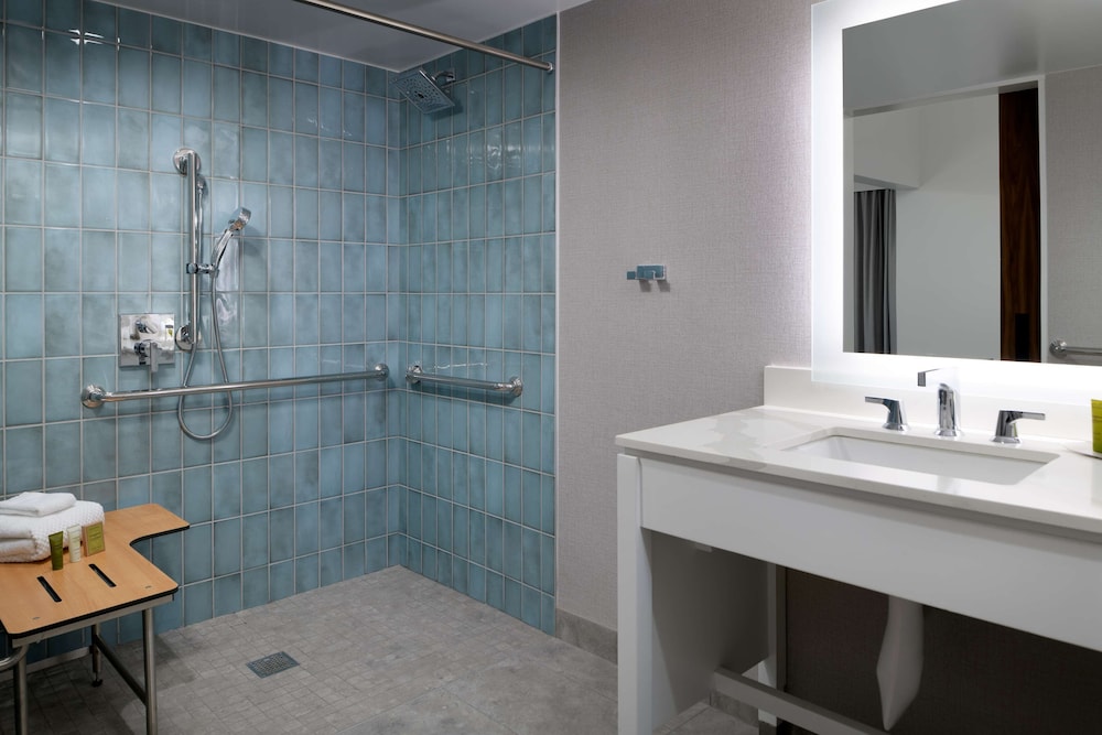 Hilton Los Angeles Culver City - photo 55