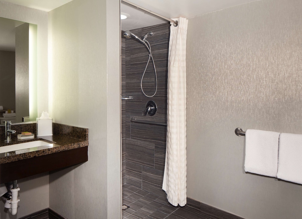Hilton Houston NASA Clear Lake - photo 49