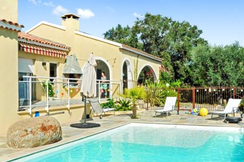 Les Jardins De La Mer Piscine Bord De Mer — Linguizzetta