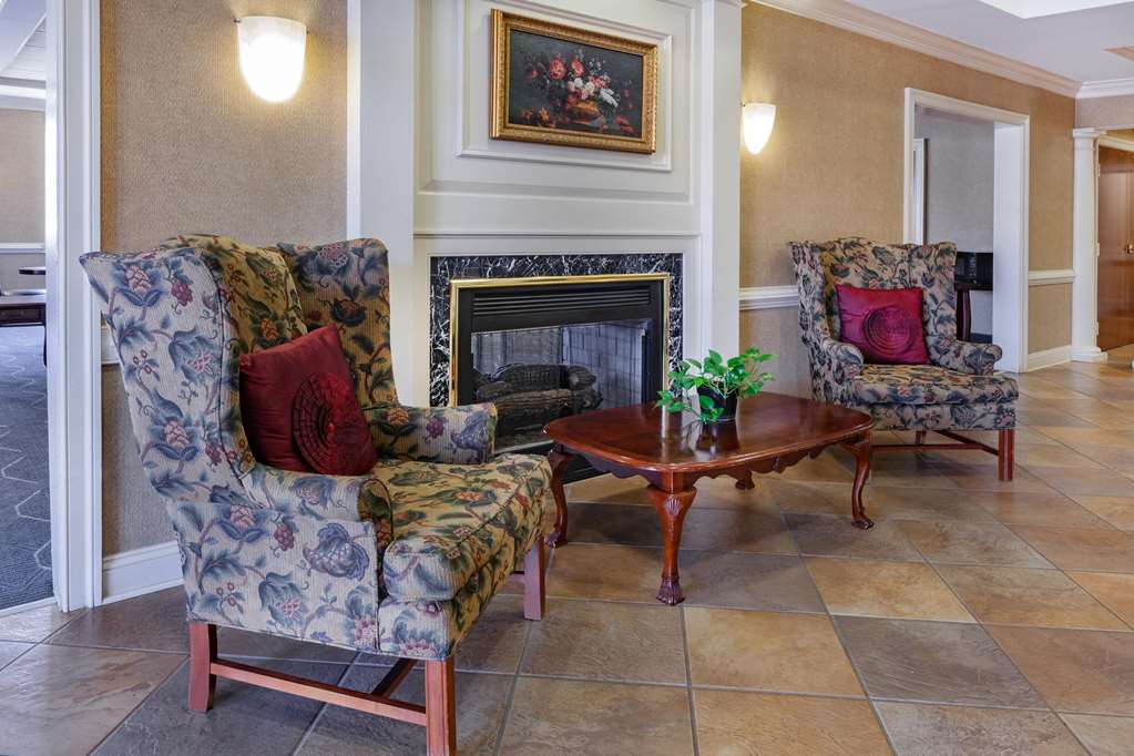 Days Inn by Wyndham Altavista - photo 8