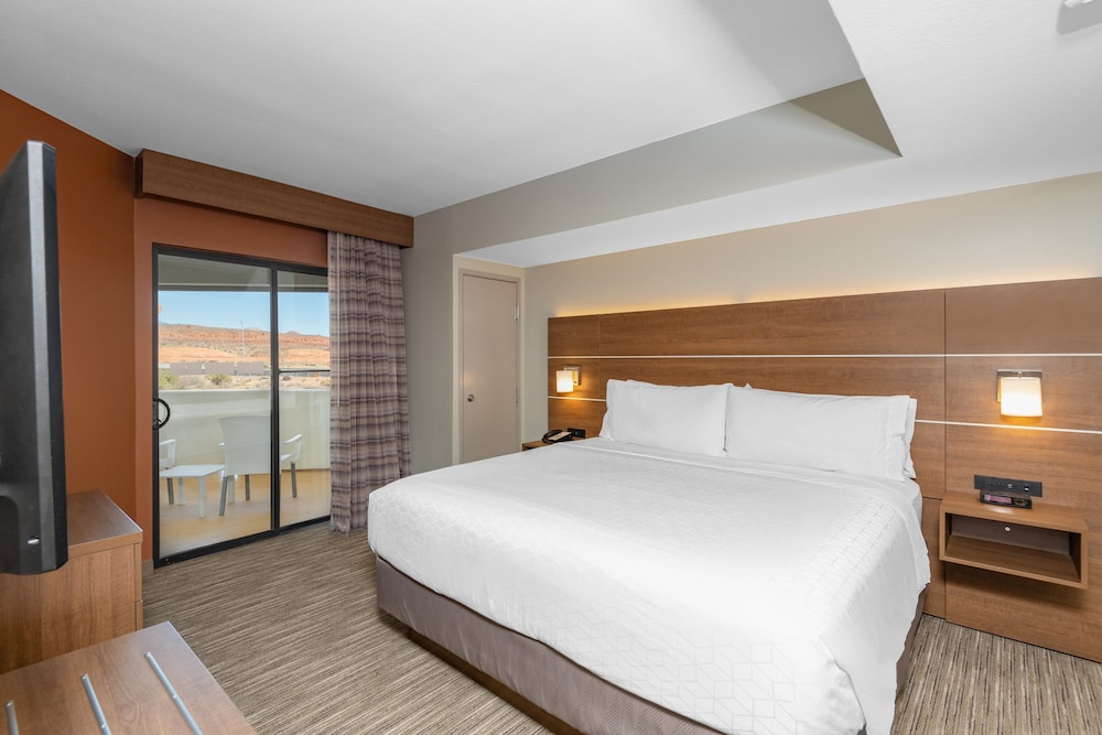 Holiday Inn Express & Suites St. George North Zion an IHG Hotel - photo 3