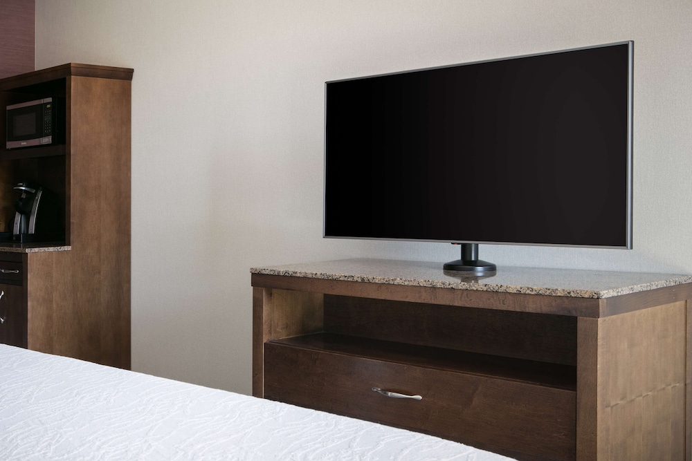Hilton Garden Inn Manhattan - photo 10