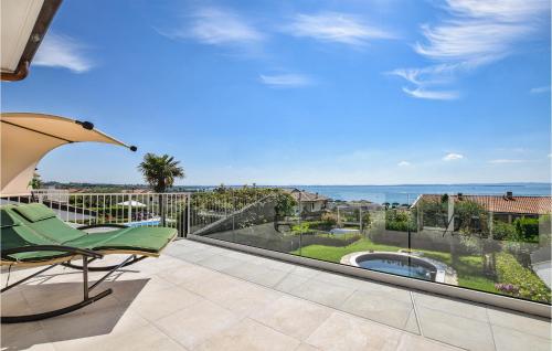 3 Bedroom Stunning Home In Lazise — 5-Star Luxury Hotel in Lazise, Italy