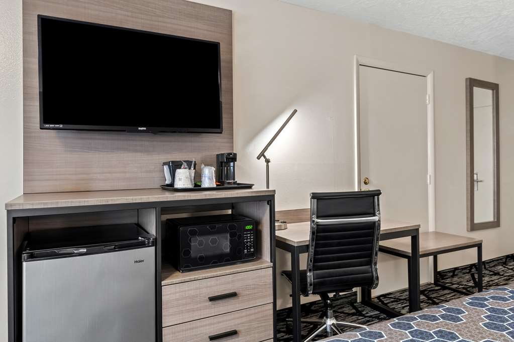 SureStay Hotel by Best Western Duncan - photo 19
