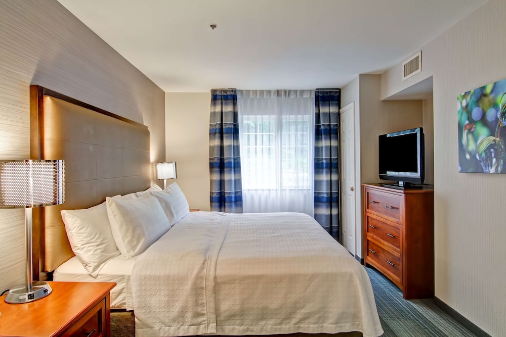 Homewood Suites by Hilton Stratford - photo 7