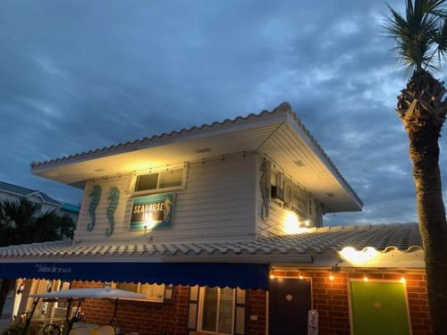 Seahorse Inn - photo 11