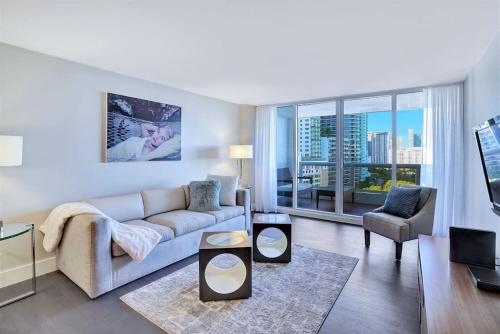 Miami Vibes Biscayne Bay Water and Park Views — 4-Star Luxury Hotel in Miami, United States