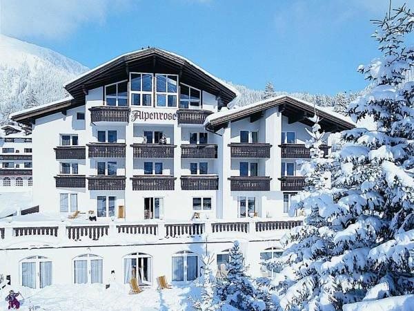 Aparthotel Alpenrose Bellevue Egghof — Berwang