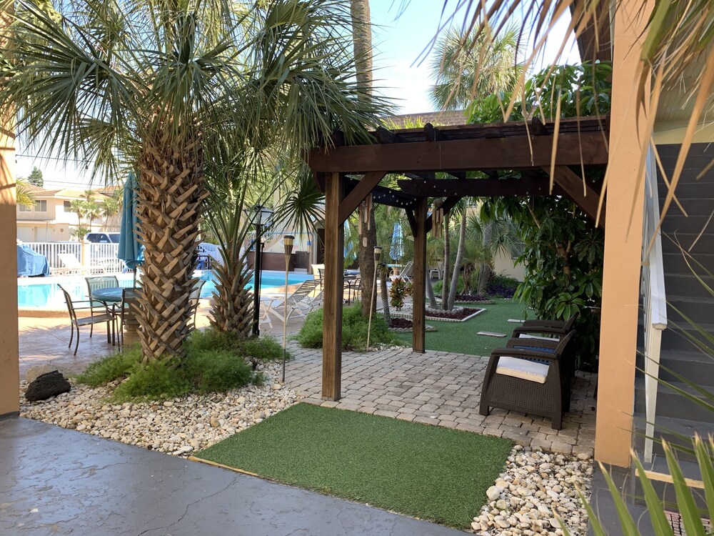 Echo Sails Motel - photo 55