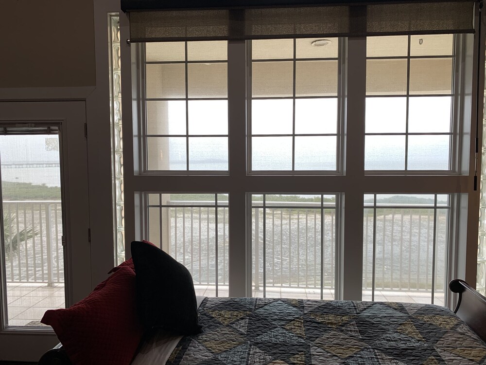 Blue Bay Inn & Suites - photo 41