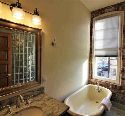 Amity Flats - photo 7