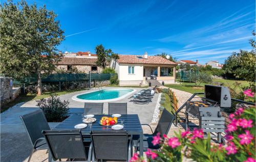 Two Bedroom Holiday Home In Vodnjan — 4-Star Luxury Hotel in Vodnjan, Croatia