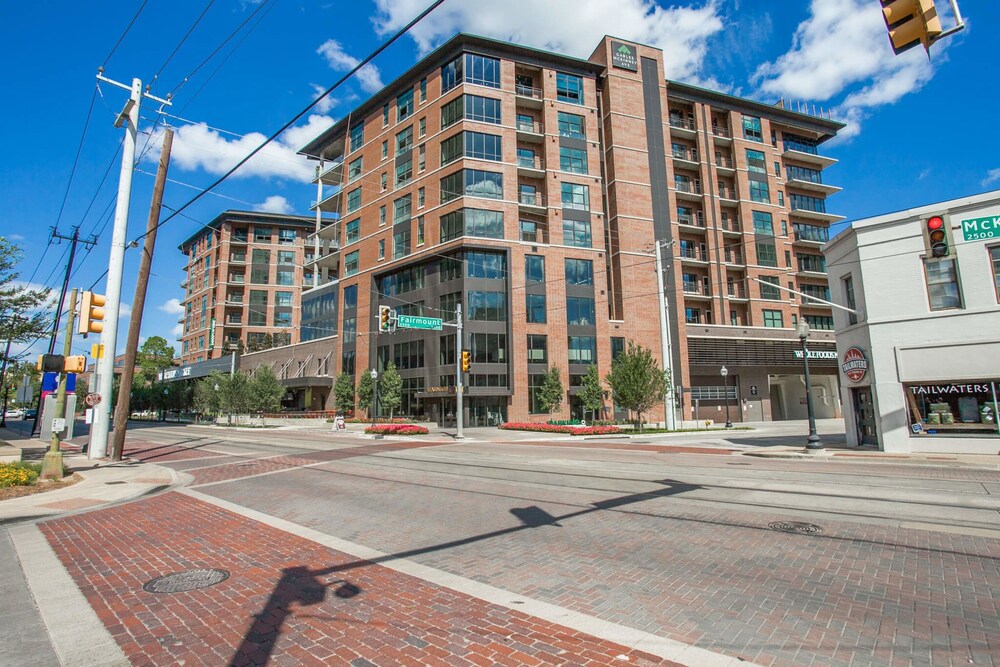 The Guild Uptown Mckinney Ave - photo 27