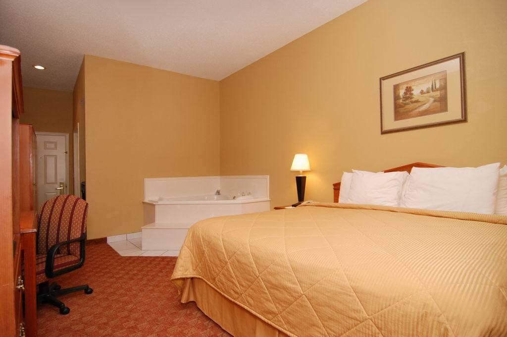 Days Inn Henderson - photo 6