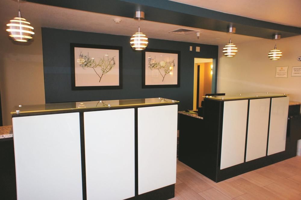 La Quinta Inn & Suites by Wyndham Castle Rock - photo 25