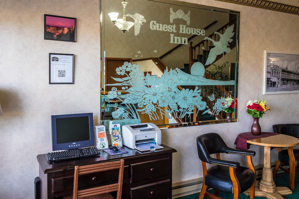 Guest House Inn Junction City - photo 18