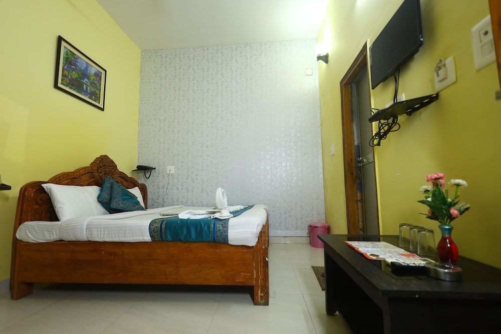 Hotel Anand Lok — hotel in Rajgir