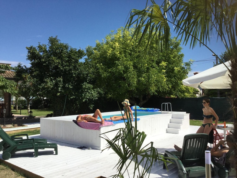 Bed & Breakfast Isonzo — 4-Star Luxury Hotel in Turriaco, Italy