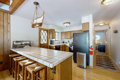 The Hideaway - last minute hotel in Truckee