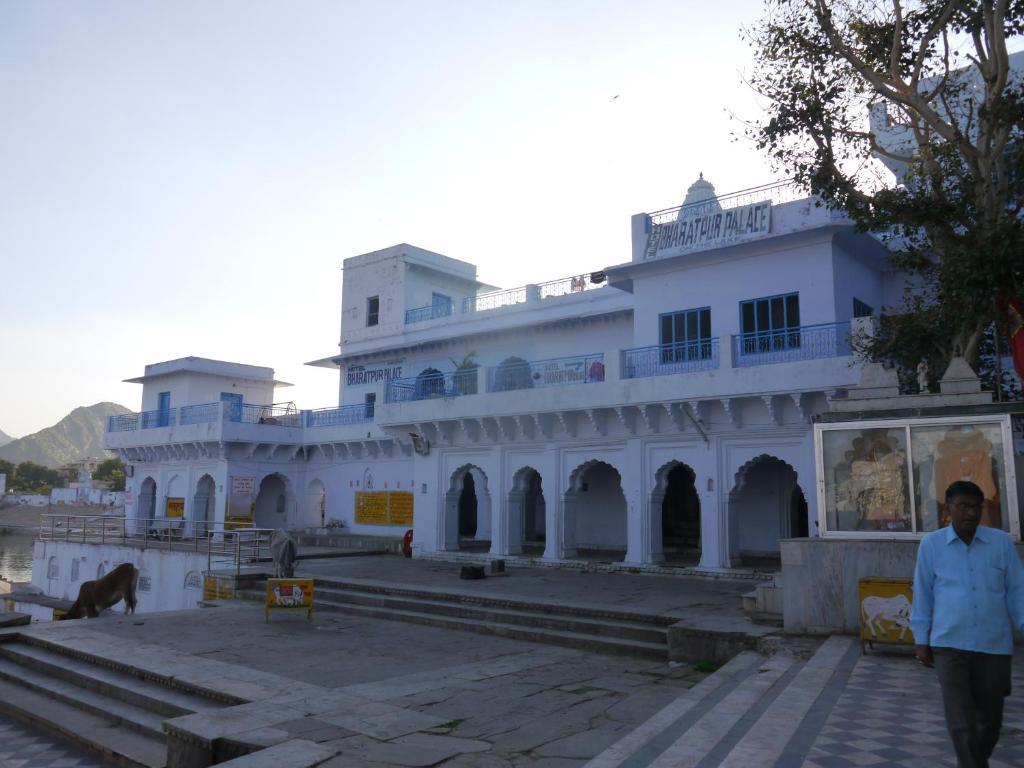 Hotel Bharatpur Palace in Pushkar, India