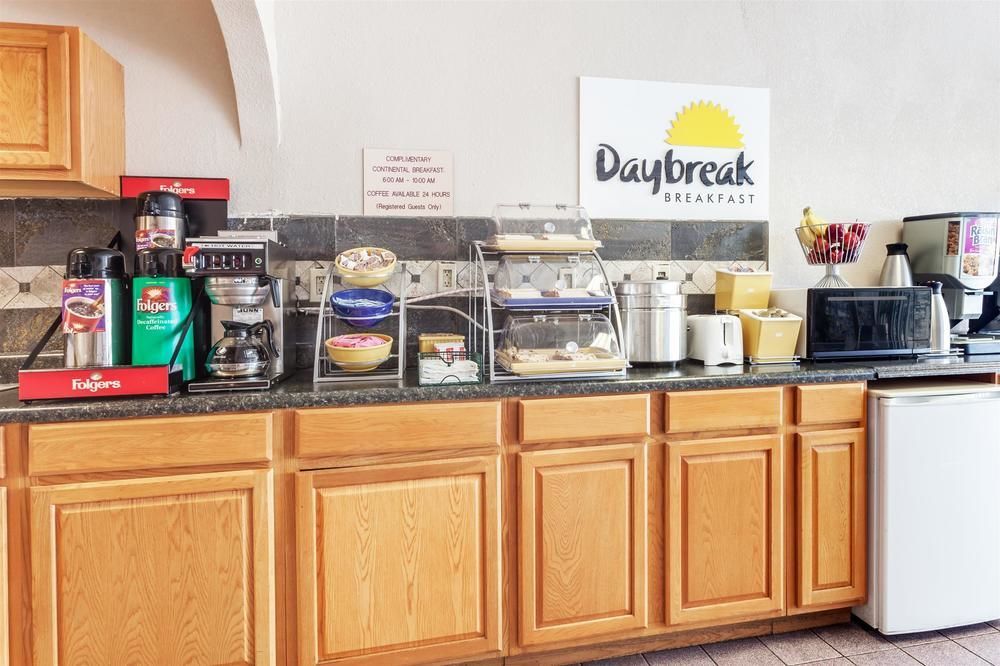 Days Inn Mcdonough - photo 2