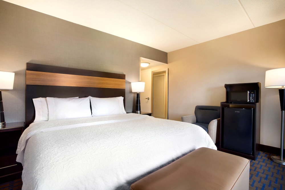 Hampton Inn & Suites Camp Springs Andrews AFB - photo 7