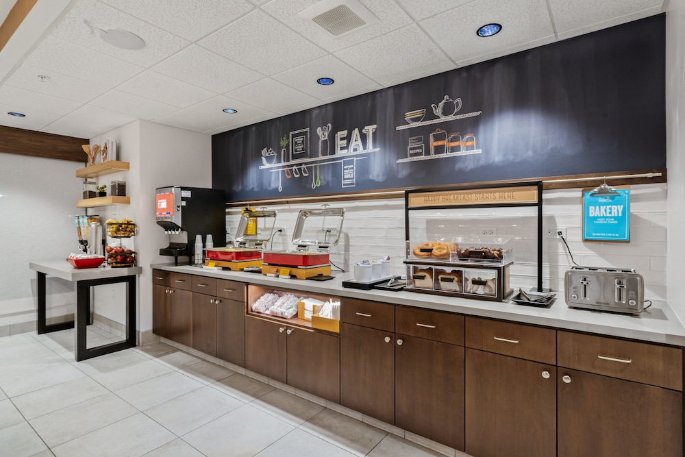 Hampton Inn by Hilton Morro Bay - photo 44