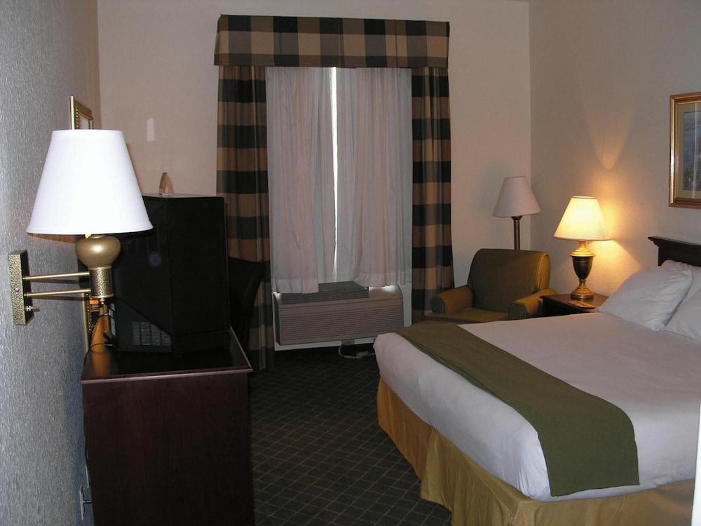 Ruskin Inn Hotel - photo 23