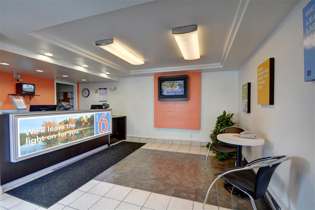 Motel 6 Chicopee MA Springfield - photo 23