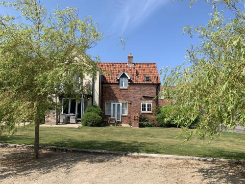 Anchor Down The Bay 2 bedrooms patio free parking 2 small or 1 medium dog welcome in Filey, United Kingdom