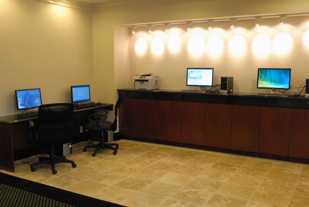 Crowne Plaza Boston Woburn by IHG - photo 24