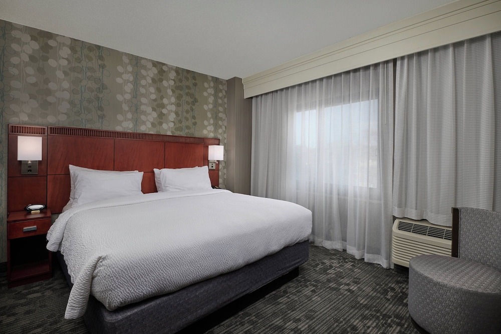 Courtyard by Marriott Bristol - photo 5
