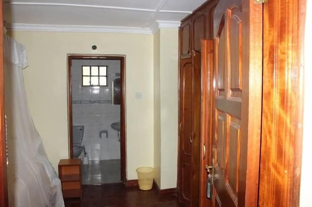 Classic Guest Houss — Nairobi — photo 3