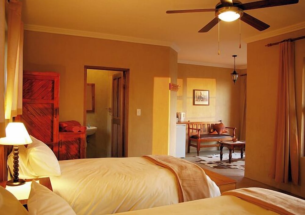 Klein Aus Vista Desert Horse Inn — Luderitz — photo 4