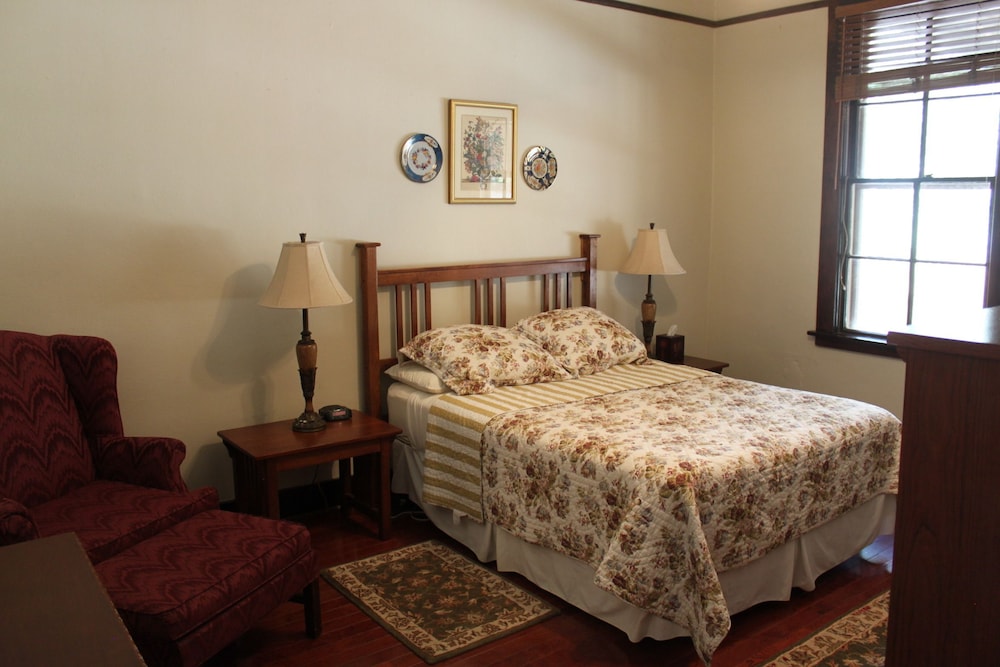 The Hotel Limpia - photo 21