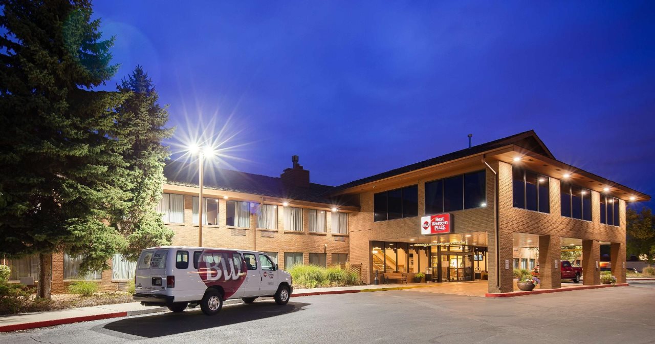 Best Western Plus Plaza Hotel - carbon neutral hotel in Longmont