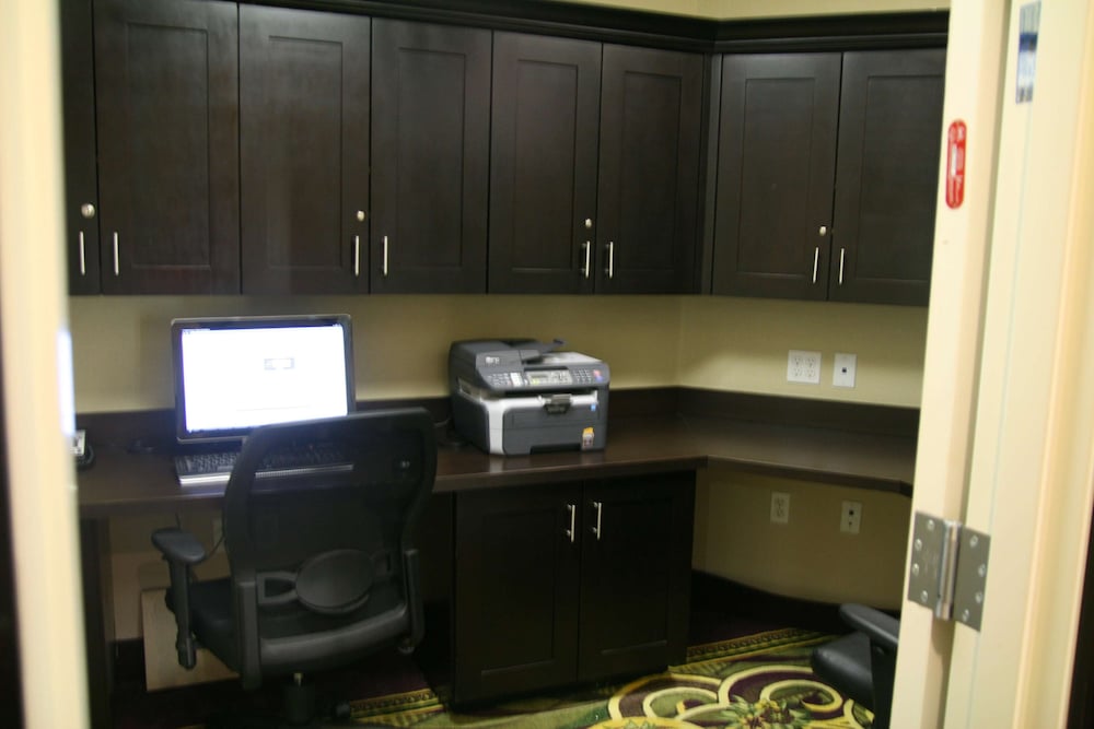 Hawthorn Extended Stay by Wyndham Kilgore - photo 30