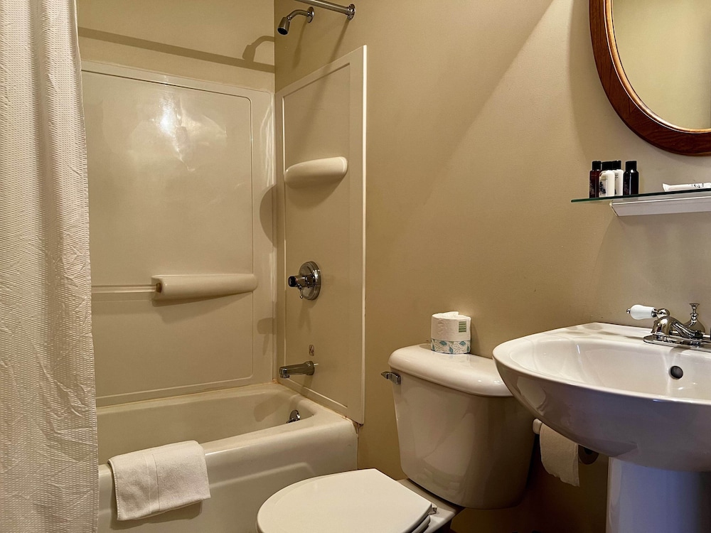 The Wayside Inn - photo 47