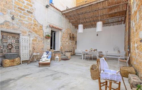 2 Bedroom Amazing Apartment In Trappeto — 4-Star Luxury Hotel in Trappeto, Italy