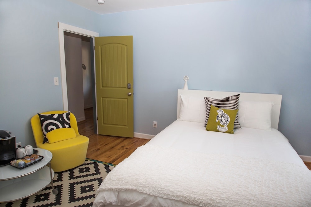 Swamp Rabbit Inn - photo 9