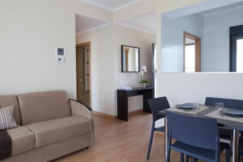 Aparthotel Jardines De Aristi — Gasteiz Vitoria