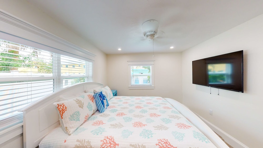 Seabreeze at Anna Maria Island Inn - photo 5